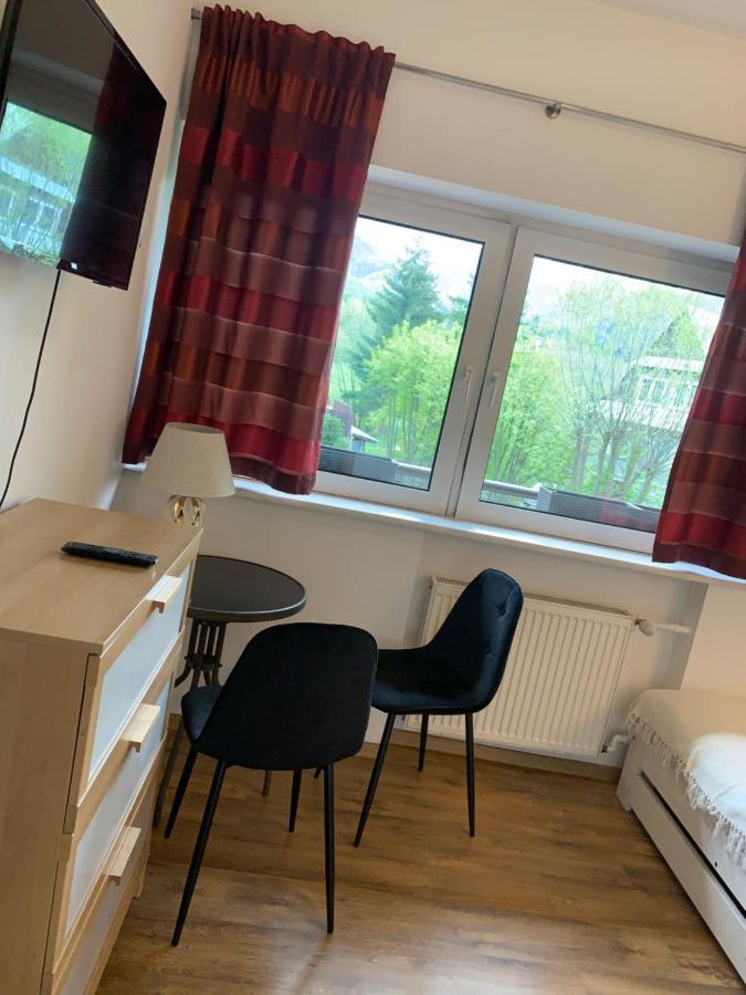 Pokoje Sunshine World Suites Zakopane Esterno foto
